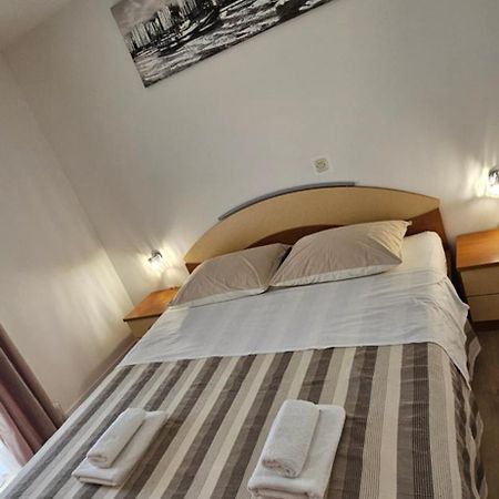 פודסטראנה Sky Apartments מראה חיצוני תמונה