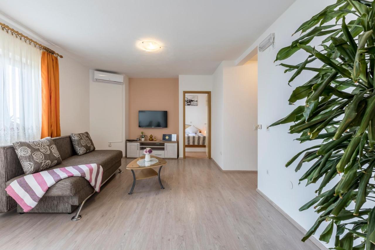 פודסטראנה Sky Apartments מראה חיצוני תמונה