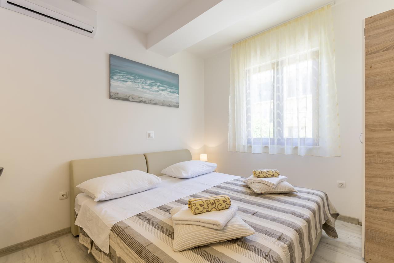 פודסטראנה Sky Apartments מראה חיצוני תמונה